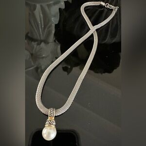 Beautiful Drop Pearl Necklace Costume Jewelry